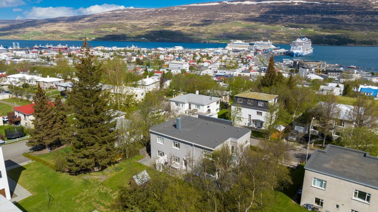 Guesthouse Akureyri - Apartments Near Down Town Extérieur photo
