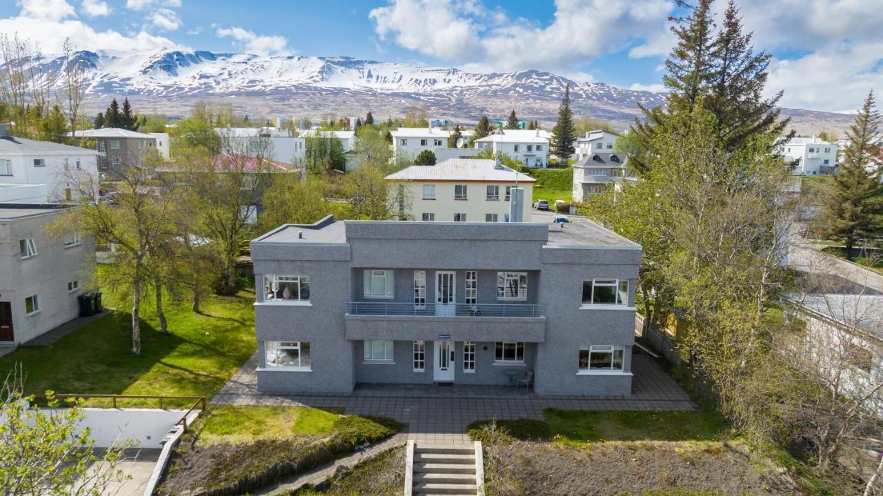 Guesthouse Akureyri - Apartments Near Down Town Extérieur photo
