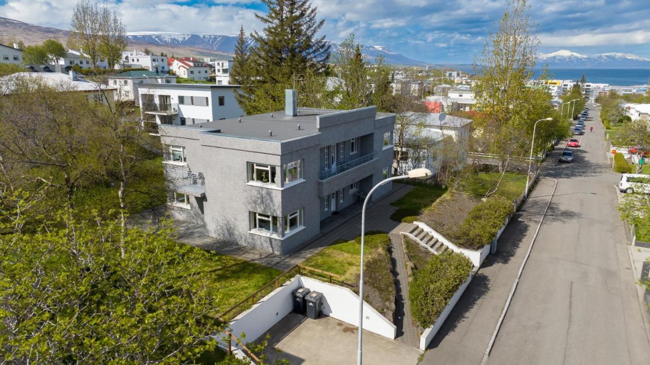 Guesthouse Akureyri - Apartments Near Down Town Extérieur photo
